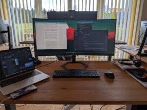 My workplace at FirstAttribute Arbeitsplatz Azubi FA